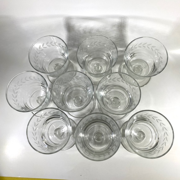 Set of 9 Vintage Glass Etched Laurel Leaf Vine Pattern Pedestal Berry Ice Cream - Picture 4 of 8